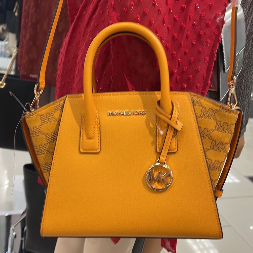 Michael Kors Avril Small Signature PVC Top Zip Satchel Crossbody Bag
Honeycomb - Picture 7 of 16
